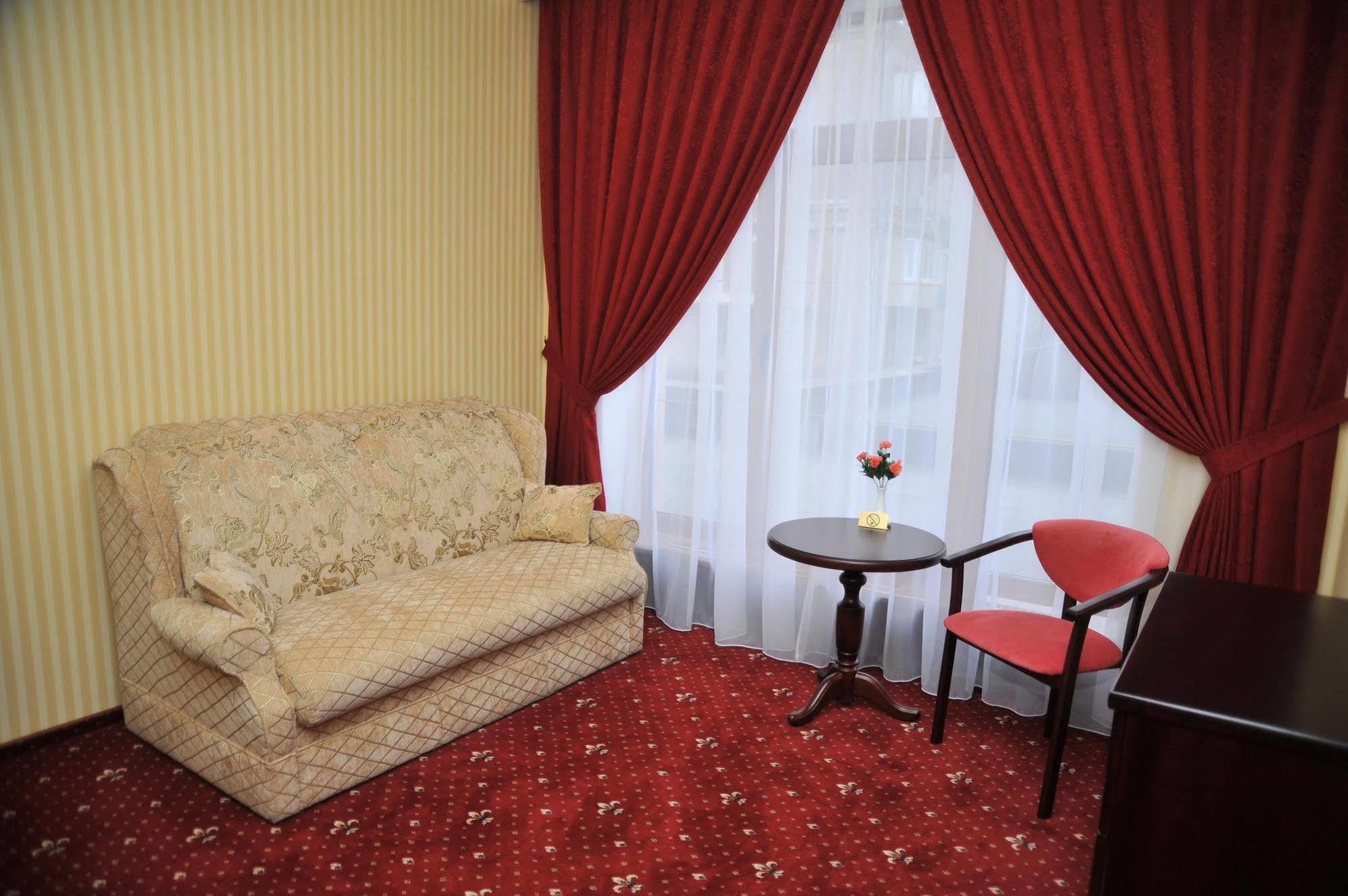 Slava Hotel Zaporizhia Exterior photo