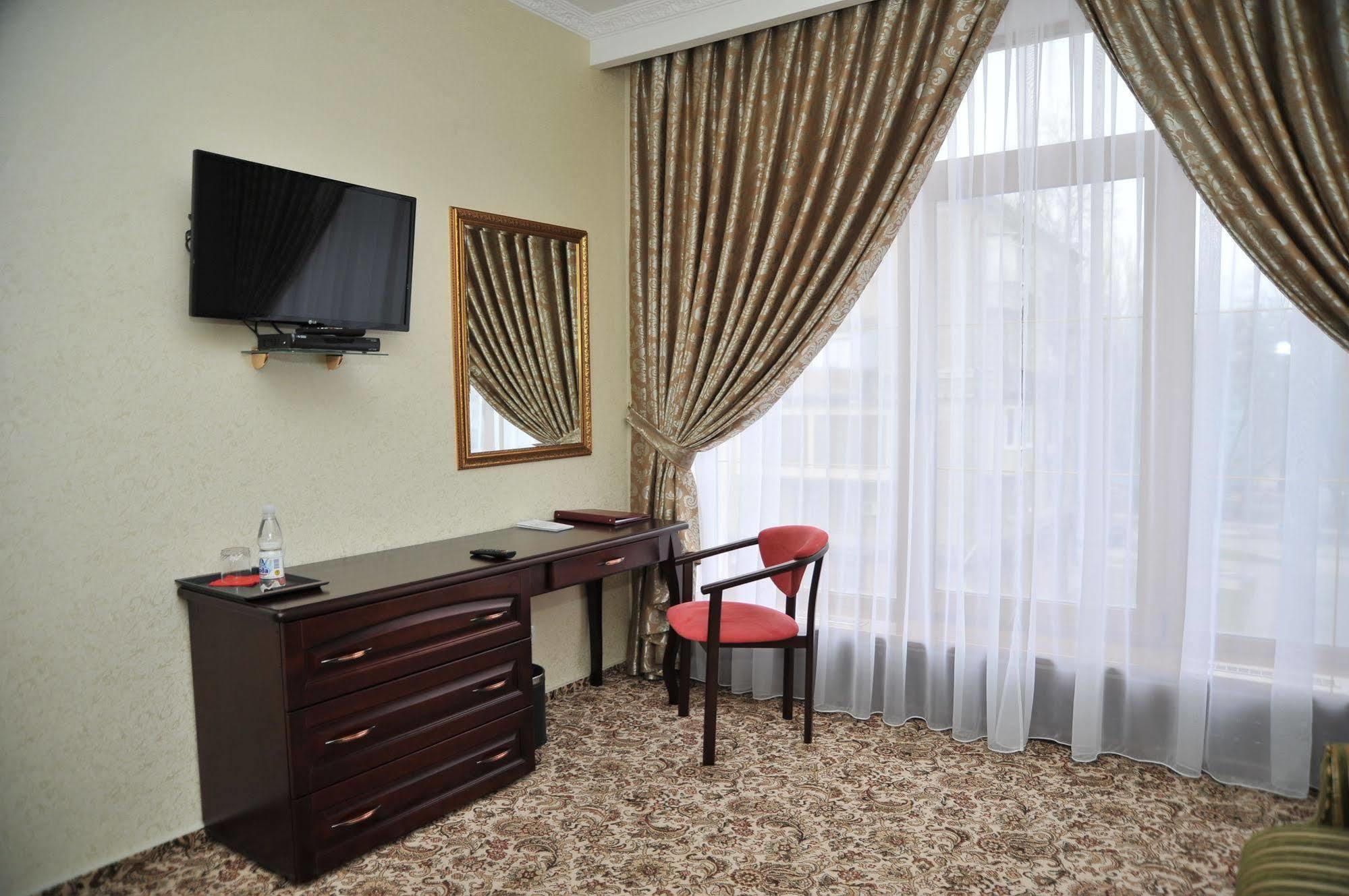Slava Hotel Zaporizhia Exterior photo